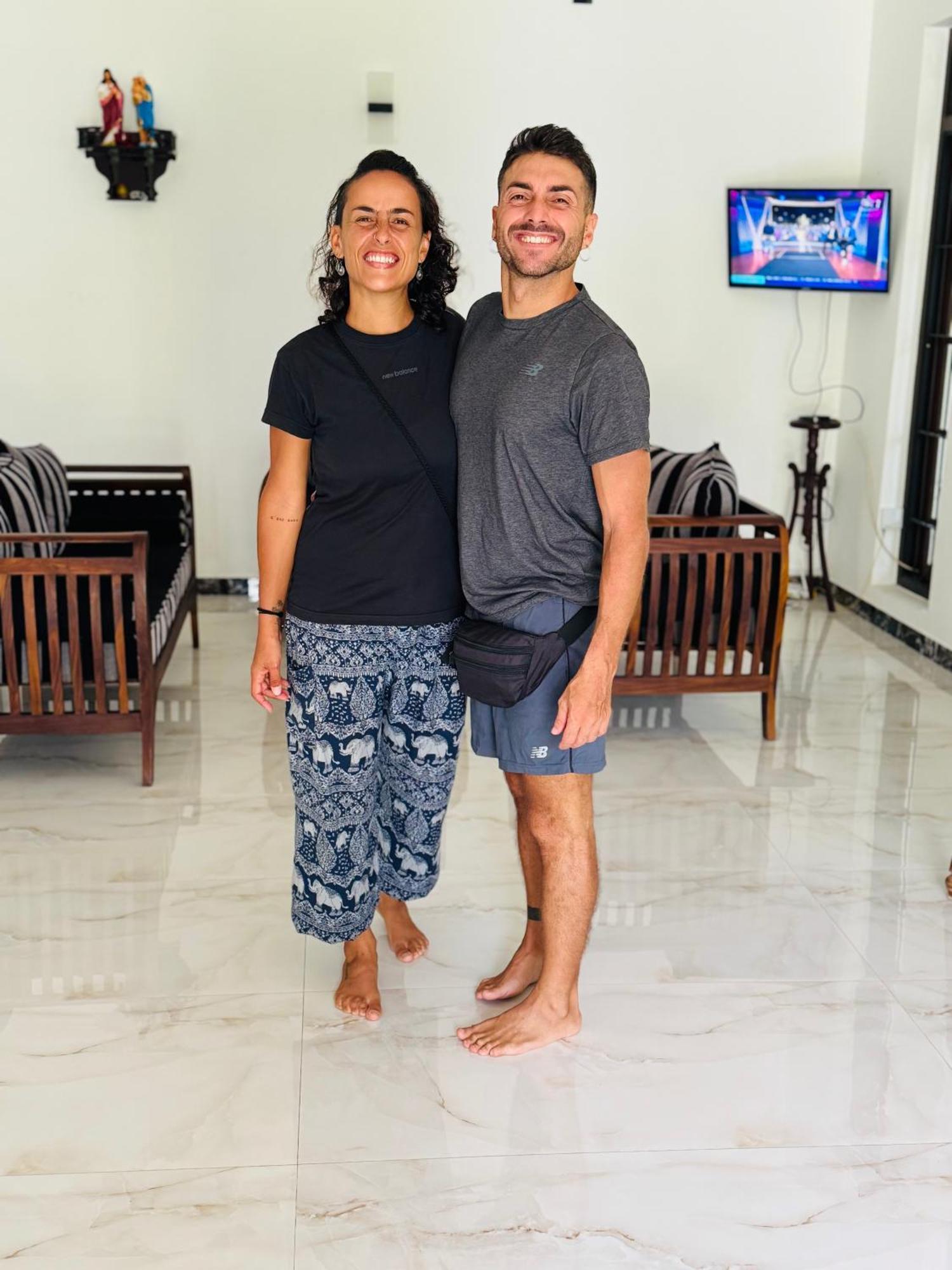 Ahasna Airport Villa Negombo Exteriör bild
